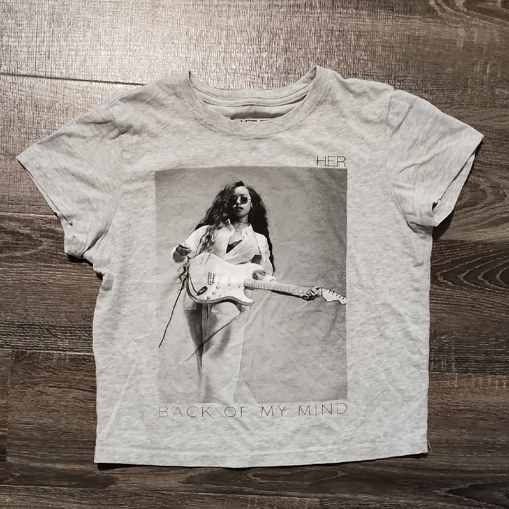 💋 HER Graphic Tee 💋